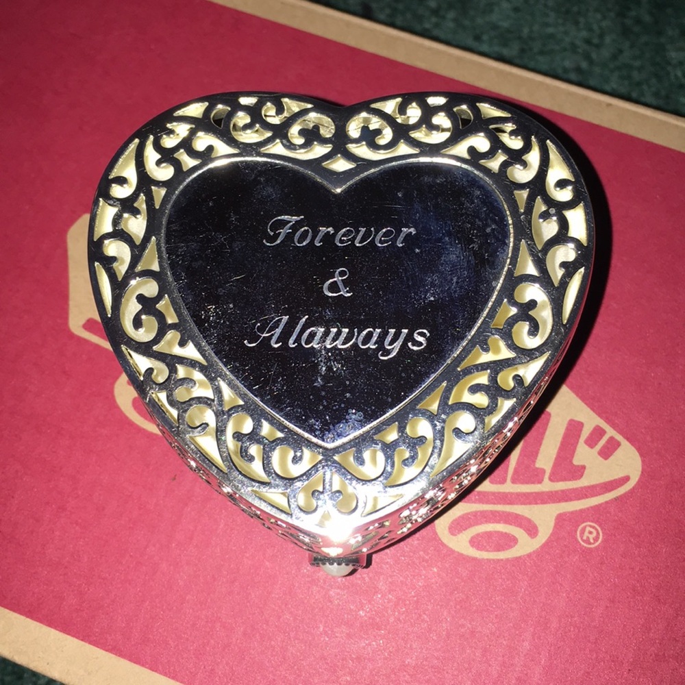 jewelry box